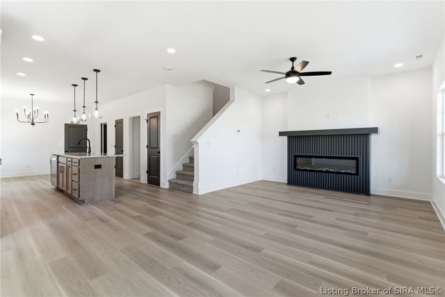 3206 Hamburg Pike, Jeffersonville, IN 47130