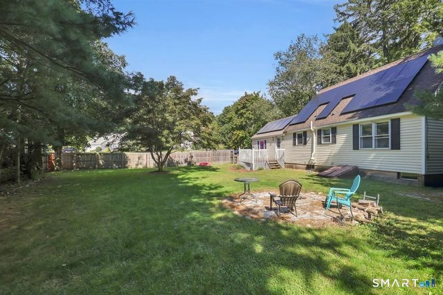 1 Briarcliffe Trail, Old Saybrook, CT 06475