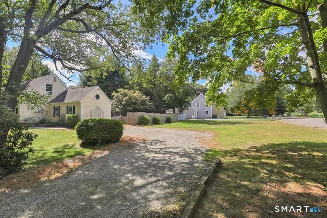 1 Briarcliffe Trail, Old Saybrook, CT 06475
