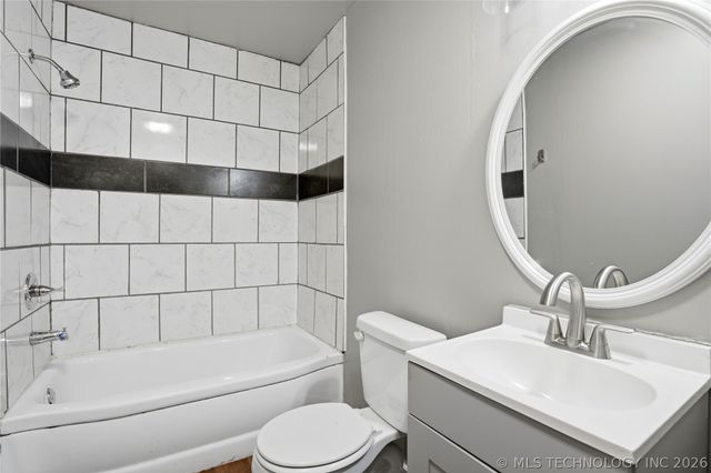 622 S Mission Avenue, Tahlequah, OK 74464