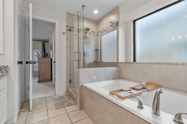 2000 Greenview Drive, Carrollton, TX 75010