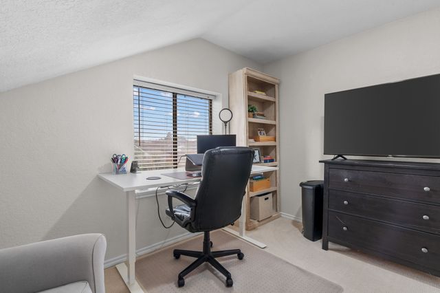 2000 Greenview Drive, Carrollton, TX 75010