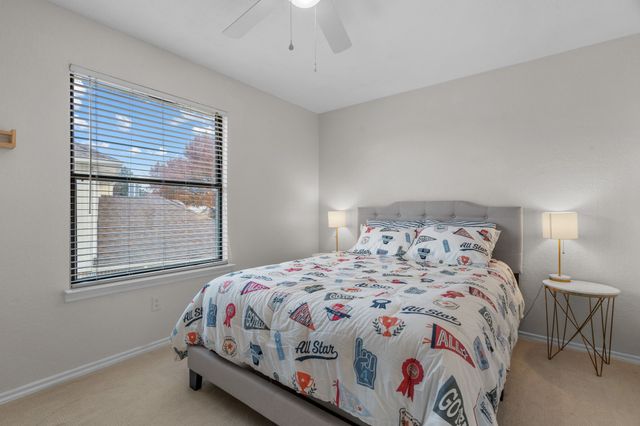 2000 Greenview Drive, Carrollton, TX 75010