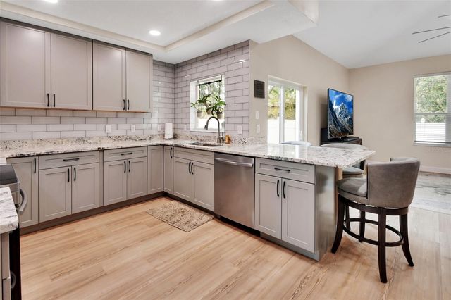 116 FAIRVIEW AVENUE, Ormond Beach, FL 32174