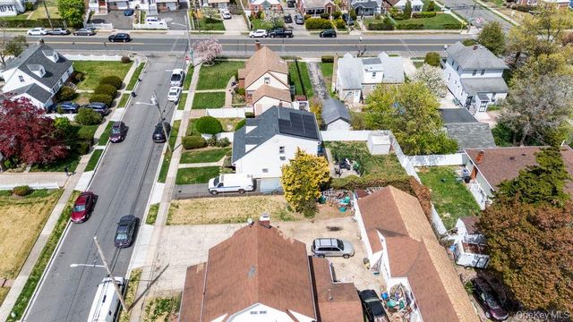 283 Hawthorne Avenue, Uniondale, NY 11553