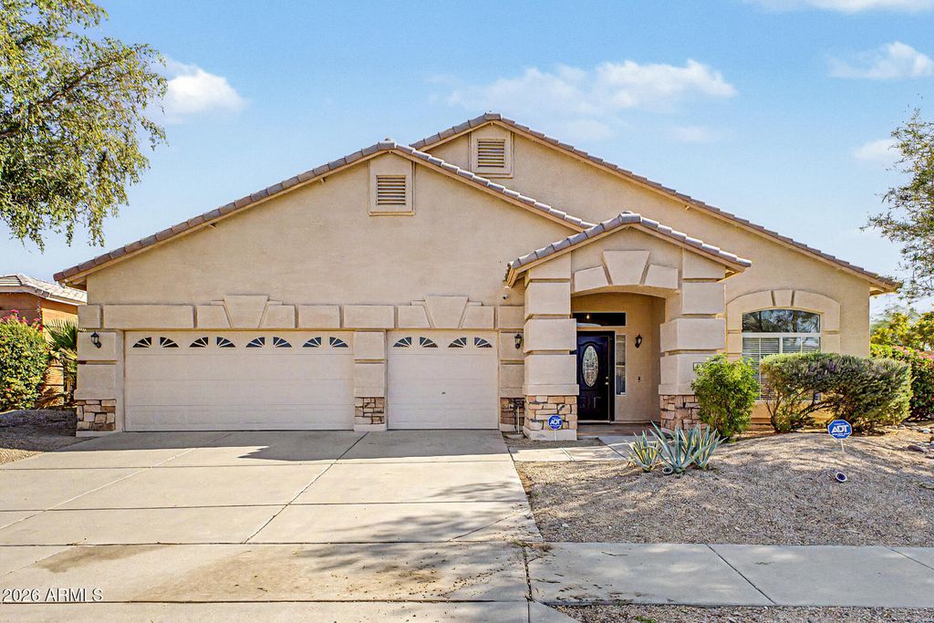 907 E GARY Lane, Phoenix, AZ 85042 — photo 2