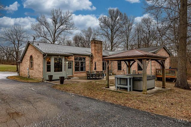 2014 Rebecca Ridge Lane, Morgan Twp, OH 45013