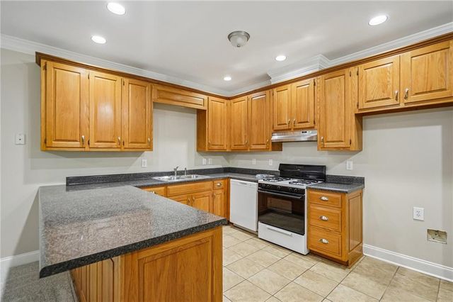 145 Clear Spring Lane, Oxford, GA 30054