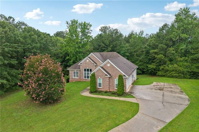 145 Clear Spring Lane, Oxford, GA 30054