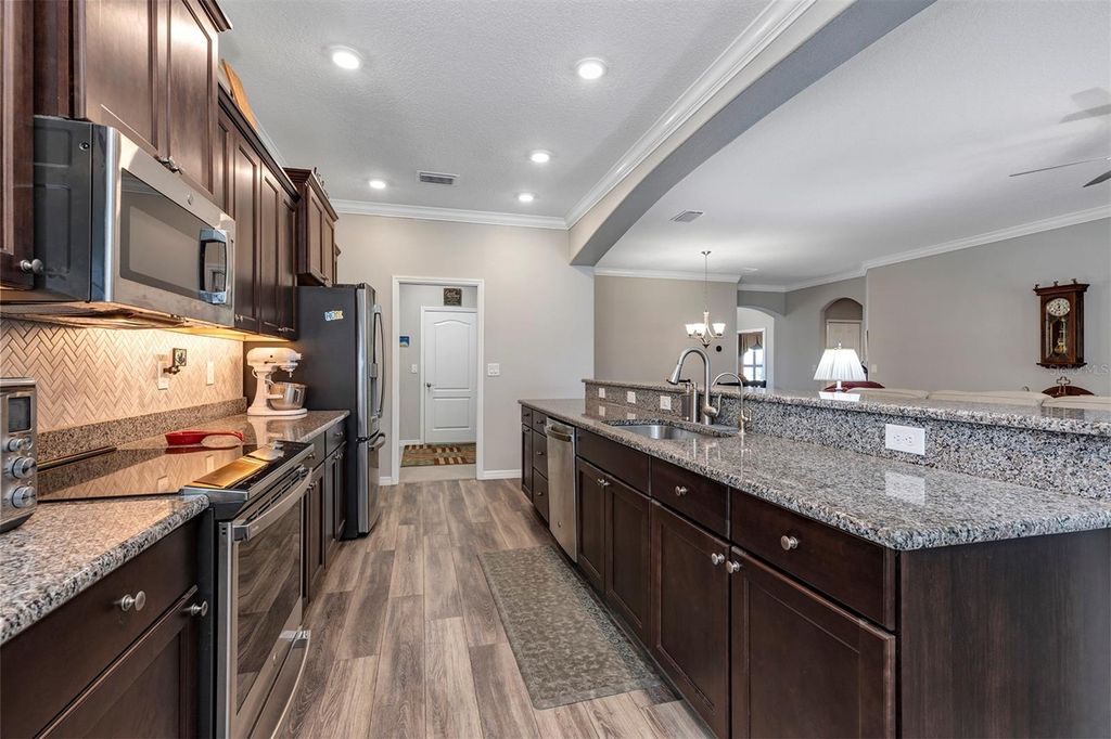 Image 13 of property listing at 4541 SHENANDOAH RIVER TRAIL, Leesburg, FL 34748