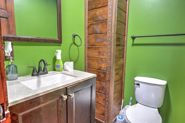 510 7th St SE, Minot, ND 58701