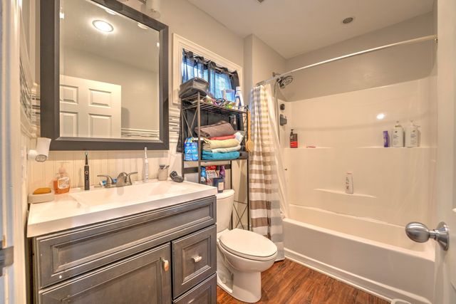 510 7th St SE, Minot, ND 58701