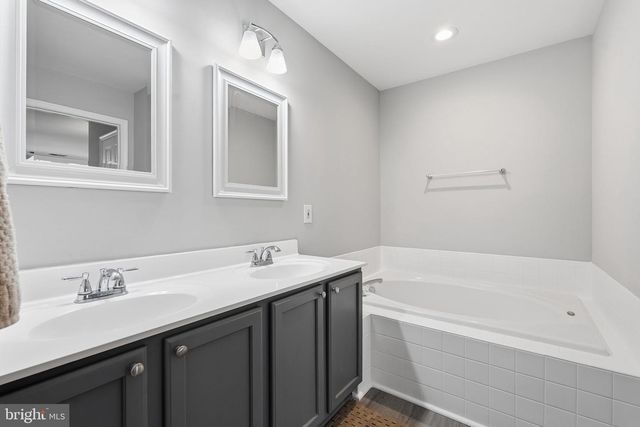 14840 LINKS POND CIR, Gainesville, VA 20155