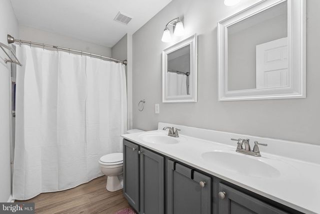 14840 LINKS POND CIR, Gainesville, VA 20155