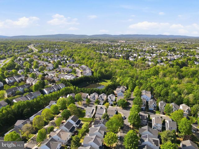 14840 LINKS POND CIR, Gainesville, VA 20155