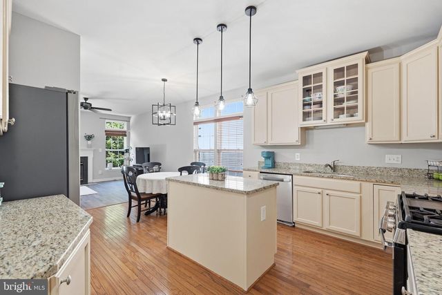 14840 LINKS POND CIR, Gainesville, VA 20155