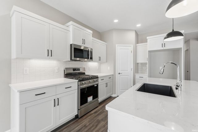 4914 Whittlebury Drive, Fort Wayne, IN 46818