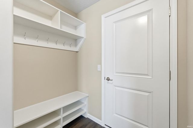 4914 Whittlebury Drive, Fort Wayne, IN 46818