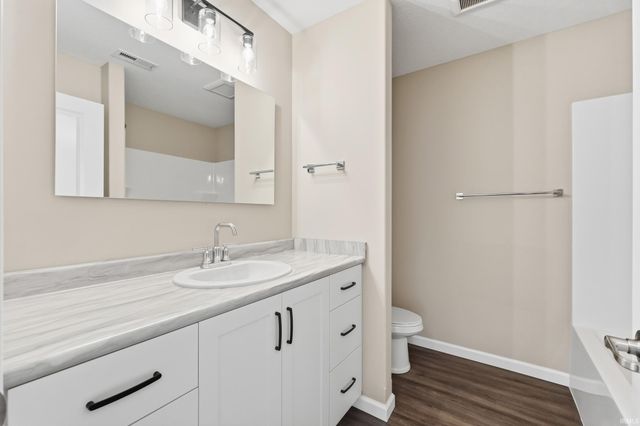 4914 Whittlebury Drive, Fort Wayne, IN 46818