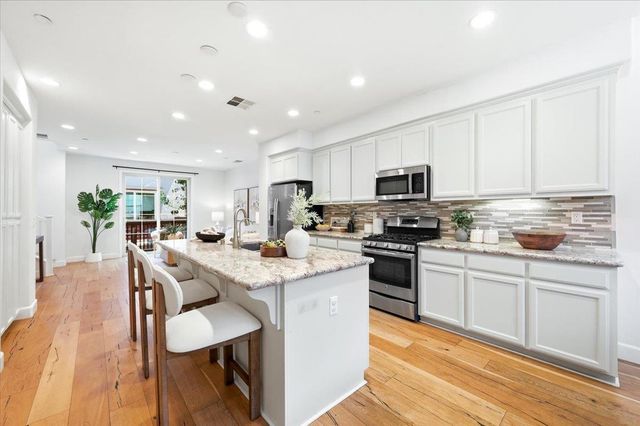 2982 Via Torino Pl, Santa Clara, CA 95051