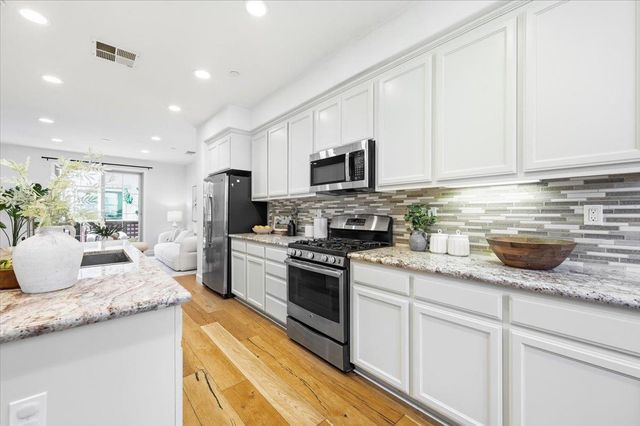 2982 Via Torino Pl, Santa Clara, CA 95051