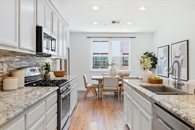 2982 Via Torino Pl, Santa Clara, CA 95051