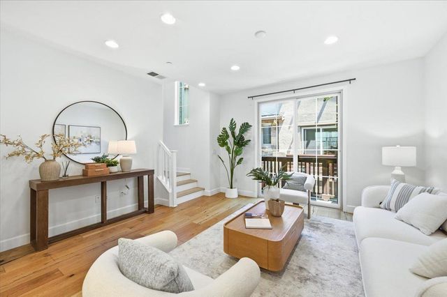 2982 Via Torino Pl, Santa Clara, CA 95051