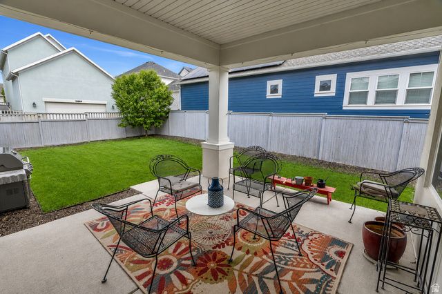 11672 S WILLOW WALK DR, South Jordan, UT 84009