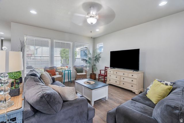11672 S WILLOW WALK DR, South Jordan, UT 84009