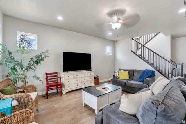 11672 S WILLOW WALK DR, South Jordan, UT 84009