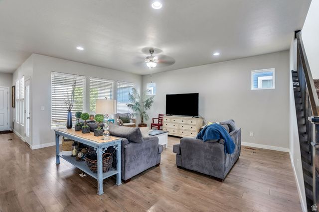11672 S WILLOW WALK DR, South Jordan, UT 84009