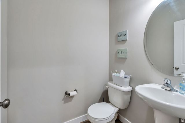 11672 S WILLOW WALK DR, South Jordan, UT 84009