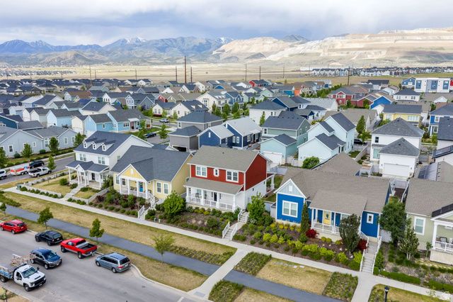 11672 S WILLOW WALK DR, South Jordan, UT 84009