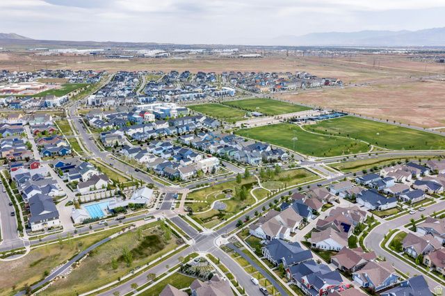 11672 S WILLOW WALK DR, South Jordan, UT 84009