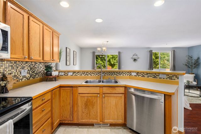 2621 123rd Place SW #B, Everett, WA 98204