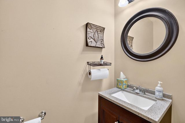 3604 GRAMERCY WAY, Mount Laurel, NJ 08054