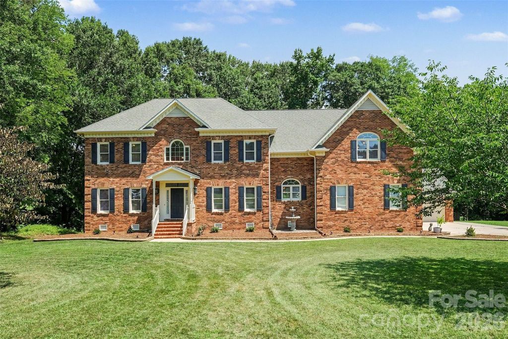 3831 Amarillo Drive SW, Concord, NC 28027