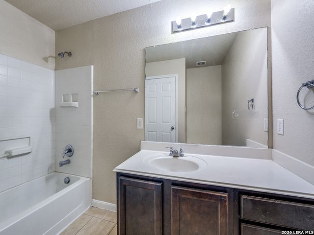 1507 Barons Den, San Antonio, TX 78245
