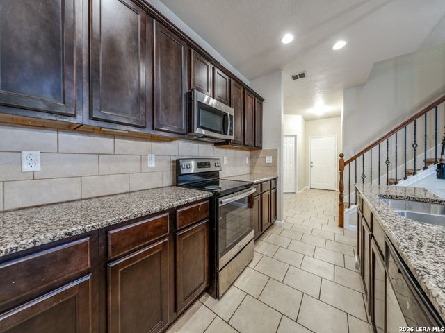1507 Barons Den, San Antonio, TX 78245