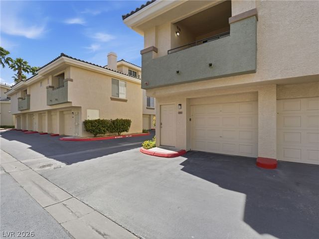 7131 South Durango Drive 201, Las Vegas, NV 89113