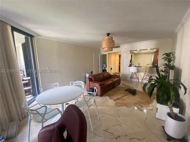 520 Brickell Key Dr A912, Miami, FL 33131