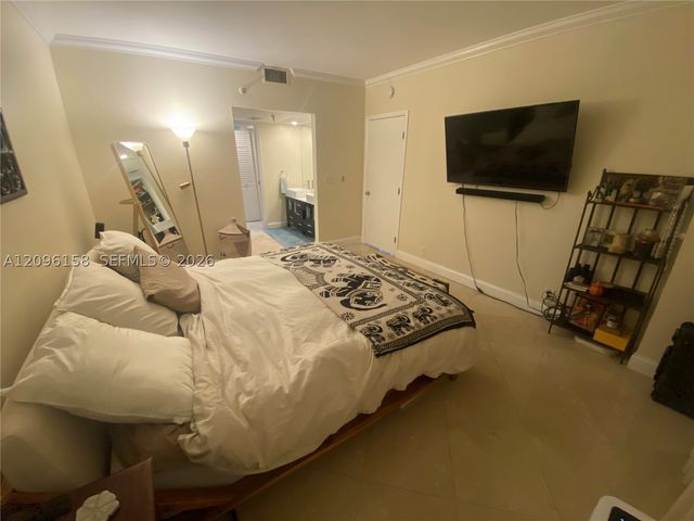 520 Brickell Key Dr A912, Miami, FL 33131