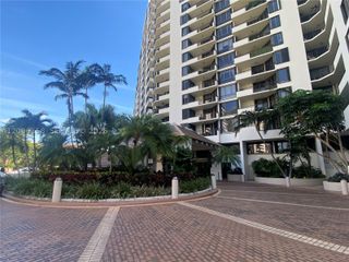 520 Brickell Key Dr A912, Miami, FL 33131