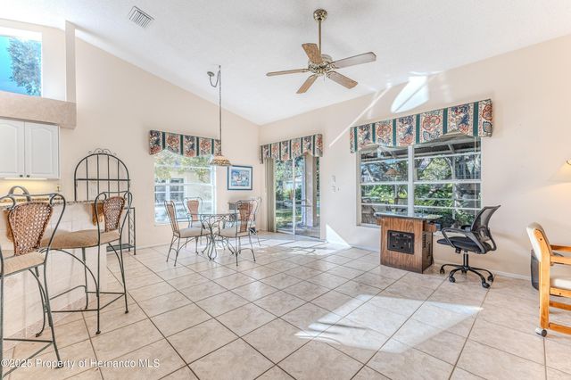 2075 Quailwood Lane, Spring Hill, FL 34606