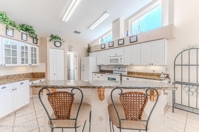 2075 Quailwood Lane, Spring Hill, FL 34606