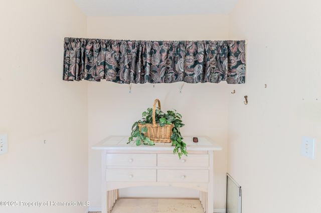 2075 Quailwood Lane, Spring Hill, FL 34606