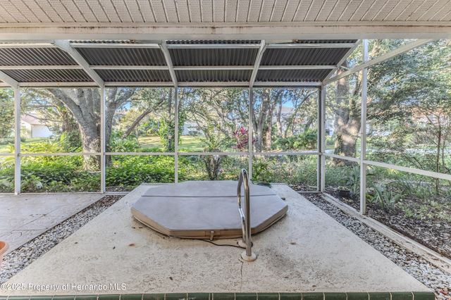 2075 Quailwood Lane, Spring Hill, FL 34606