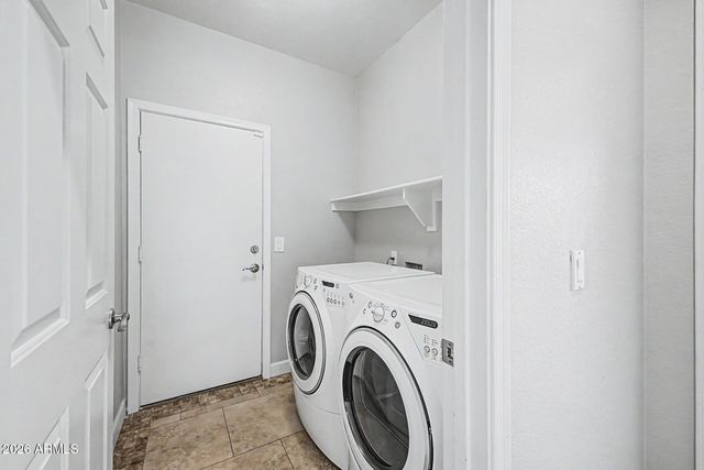 1940 S TALBOT Circle, Mesa, AZ 85209