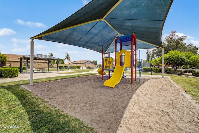 1940 S TALBOT Circle, Mesa, AZ 85209