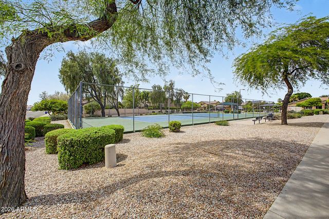 1940 S TALBOT Circle, Mesa, AZ 85209